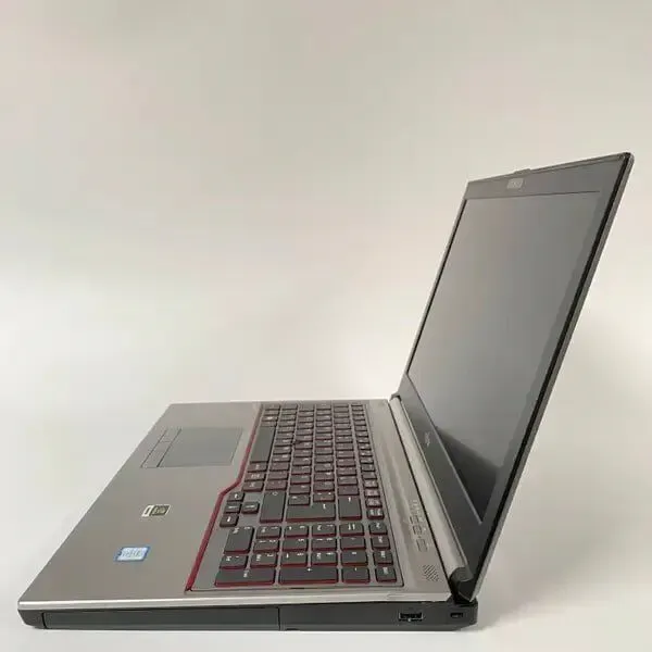 Мобільна робоча станція Б-клас Fujitsu Celsius H760 / 15.6" (1920x1080) IPS / Intel Core i5-6440HQ (4 ядра по 2.6 - 3.5 GHz) / 16 GB DDR4 / 512 GB SSD / nVidia Quadro M600M, 2 GB GDDR5, 128-bit / WebCam / HDMI б/в - зображення 5