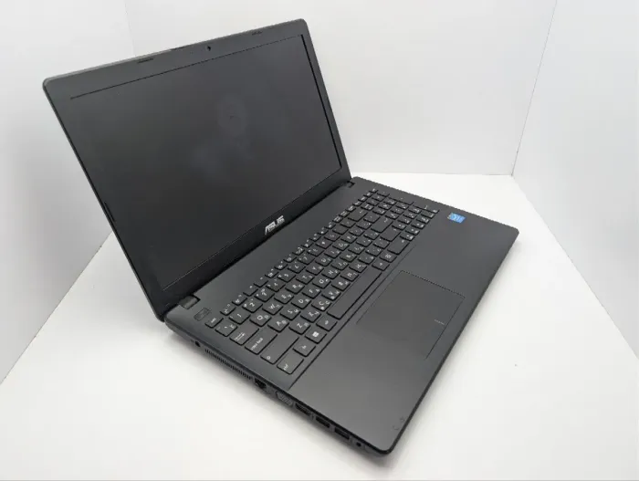 Ноутбук Asus R512M / 15.6" (1366x768) TN / Intel Celeron N2830 (2 ядра по 2.16 - 2.41 GHz) / 8 GB DDR3 / 128 GB SSD / Intel HD Graphics / WebCam б/в - зображення 6