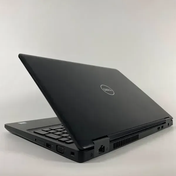 Мобільна робоча станція Б-клас Dell Precision 3530 / 15.6" (1920x1080) IPS / Intel Core i7-8850H (6 (12) ядер по 2.6 - 4.3 GHz) / 16 GB DDR4 / 512 GB SSD / nVidia Quadro P600, 4 GB GDDR5, 128-bit / WebCam / HDMI б/в - зображення 7