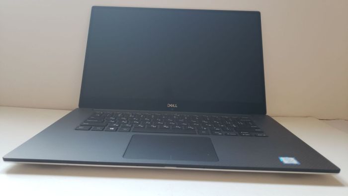 Мобільна робоча станція Dell Precision 5530 / 15,6" (3840x2160) IPS Touch / Intel Core i7-8850H (6 (12) ядра по 2,6 - 4,3 ГГц) / 32 ГБ DDR4 / 512 ГБ SSD + 750 ГБ HDD / nVidia Quadro P1000, 4 ГБ GDDR5, 128-біт / WebCam / Windows 11 Pro б/в - зображення 2