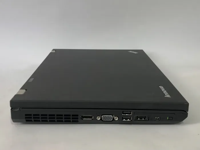 Ноутбук Lenovo ThinkPad T520i / 15.6" (1366x768) TN / Intel Core i3-2310M (2 (4) ядра по 2.1 GHz) / 4 GB DDR3 / 320 GB HDD / Intel HD Graphics 3000 / WebCam / DVD-ROM б/в - зображення 5