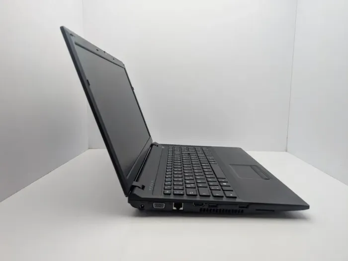 Ноутбук Terra Mobile 1512 / 15.6" (1366x768) TN / Intel Celeron 1037U (2 ядра по 1.8 GHz) / 6 GB DDR3 / 128 GB SSD / Intel HD Graphics 2500 / WebCam б/в - зображення 5