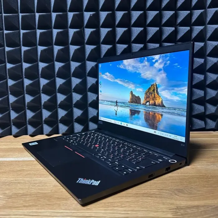 Ультрабук Lenovo ThinkPad E14 G1 / 14" (1920x1080) IPS / Intel Core i3-10110U (2 (4) ядра по 2.1 - 4.2 GHz) / 8 GB DDR4 / 256 GB SSD / Intel UHD Graphics / WebCam б/в - зображення 6