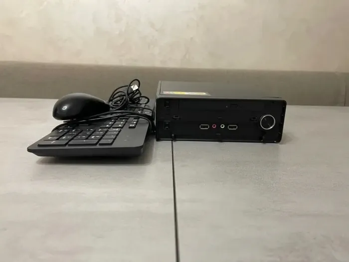 Комп'ютер SFF / Intel Core 2 Duo E7500 (2 ядра по 2.93 GHz) / 8 GB DDR3 / 256 GB SSD NEW / Intel GMA 4500 / HDMI б/в - зображення 2