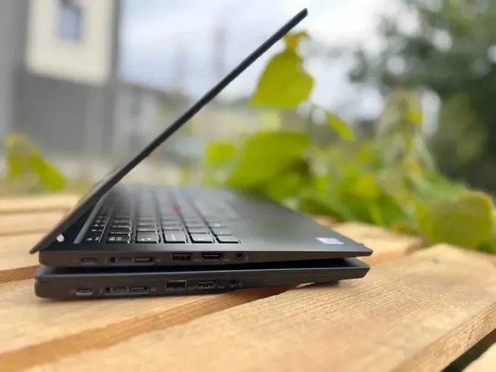 Ультрабук Lenovo ThinkPad T490s / 14" (1920x1080) IPS / Intel Core i5-8265U (4 (8) ядра по 1.6 - 3.9 GHz) / 16 GB DDR4 / 256 GB SSD / Intel UHD Graphics / WebCam б/в - зображення 7