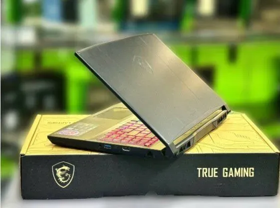 Ігровий ноутбук MSI Katana 15 B13V / 15.6" (1920x1080) IPS / Intel Core i7-13620H (10 (16) ядер по 3.6 - 4.9 GHz) / 16 GB DDR5 / 1000 GB SSD M.2 / nVidia GeForce RTX 4070, 8 GB GDDR6, 128-bit / WebCam / Win 11 Home б/в - зображення 6