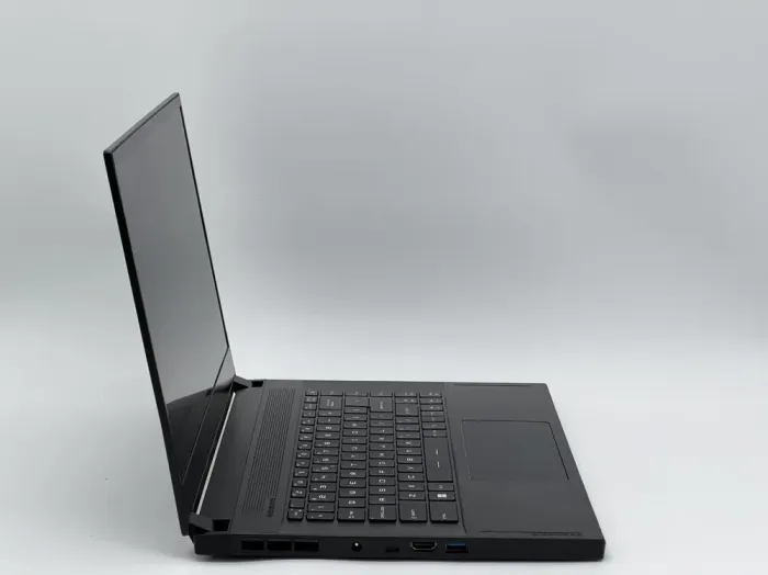 Ігровий ноутбук MSI GS66 Stealth 11UG / 15.6" (2560x1440) IPS / Intel Core i9-11900H (8 (16) ядер по 2.5 - 4.9 GHz) / 16 GB DDR4 / 480 GB SSD / nVidia GeForce RTX 3070, 8 GB GDDR6, 256-bit / WebCam б/в - зображення 3