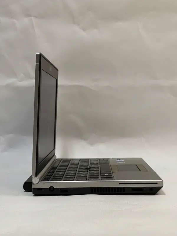 Нетбук HP EliteBook 2170p / 11.6" (1366x768) TN / Intel Core i5-3437U (2 (4) ядра по 1.9 - 2.9 GHz) / 8 GB DDR3 / 128 GB SSD / Intel HD Graphics 4000 / WebCam / Windows 10 Pro б/в - зображення 5