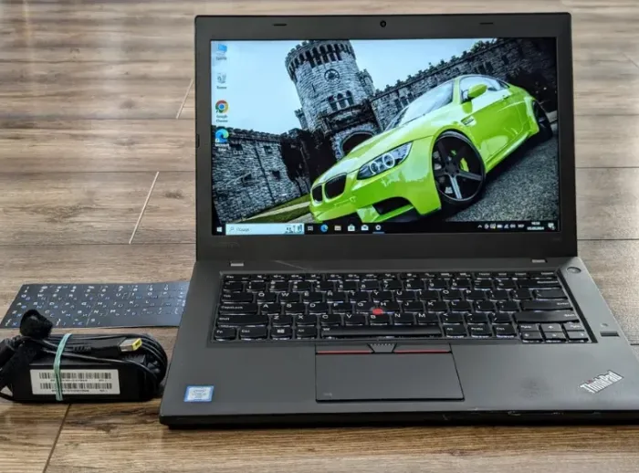 Ноутбук Б-клас Lenovo ThinkPad T460 / 14" (1920x1080) IPS / Intel Core i5-6300U (2 (4) ядра по 2.4 - 3.0 GHz) / 8 GB DDR3 / 180 GB SSD / Intel HD Graphics 520 / WebCam б/в - зображення 2