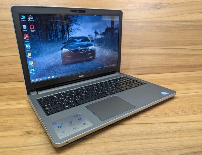 Ноутбук Dell Inspiron 15 5559 / 15.6" (1366x768) TN / Intel Core i5-6200U (2 (4) ядра по 2.3 - 2.8 GHz) / 8 GB DDR3 / 240 GB SSD / Intel HD Graphics 520 / WebCam / Windows 10 б/в - зображення 4