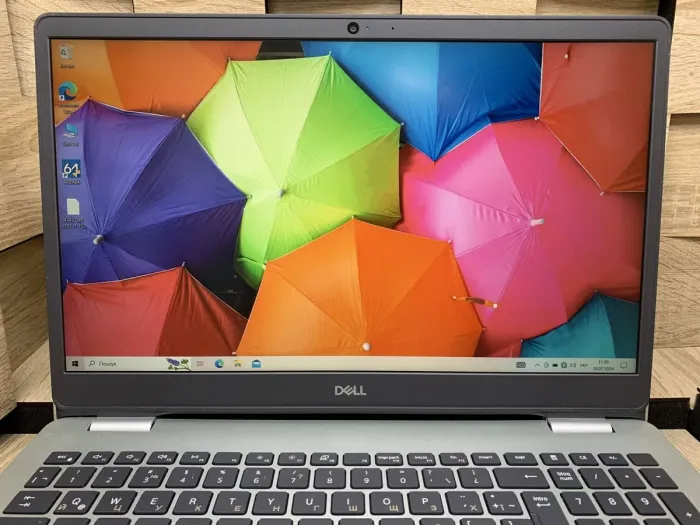 Ультрабук Б-клас Dell Inspiron 15 5593 / 15.6" (1920x1080) IPS / Intel Core i7-1065G7 (4 (8) ядра по 1.3 - 3.9 GHz) / 8 GB DDR4 / 256 GB SSD / nVidia GeForce MX230, 2 GB GDDR5, 64-bit / WebCam / Windows 10 б/в - зображення 3