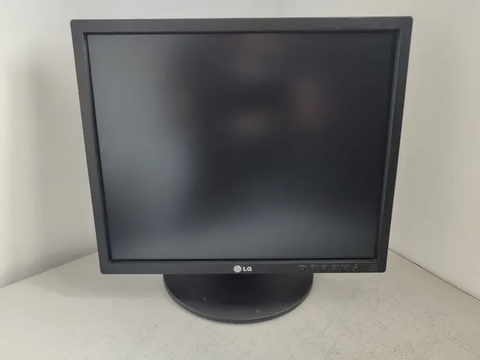 Монітор LG 19MB35PM-B / 19" (1280x1024) IPS / VGA, DVI / Вбудовані колонки 2x 2W / VESA 75x75 б/в - зображення 3