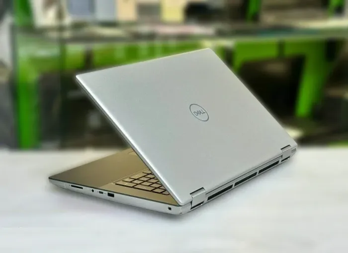 Мобільна робоча станція Dell Precision 7770 / 17.3" (1920x1080) IPS / Intel Core i9-12950HX (16 (24) ядра по 3.6 - 5.0 GHz) / 128 GB DDR5 / 1000 GB SSD M.2 / nVidia RTX A3000, 12 GB GDDR6, 128-bit / WebCam / Win 11 Pro б/в - зображення 6