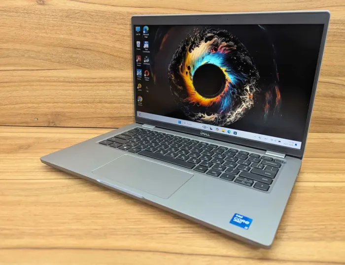 Ультрабук Dell Latitude 5420 / 14" (1920x1080) IPS / Intel Core i5-1145G7 (4 (8) ядра по 2.6 - 4.4 GHz) / 16 GB DDR4 / 512 GB SSD / Intel Iris Xe Graphics / WebCam / TouchID / Windows 11 б/в - зображення 5