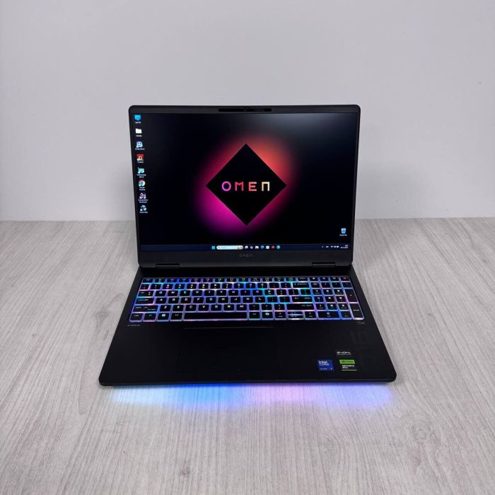 Ігровий ноутбук HP Omen Max Gaming 16-ah0033dx / 16" (2560x1600) IPS / Intel Core Ultra 9 275HX (24 (24) ядра по 2,7 - 5,4 ГГц) / 32 ГБ DDR5 / 1000 ГБ SSD / nVidia GeForce RTX 5060, 8 ГБ GDDR7, 128-біт / WebCam б/в - зображення 2