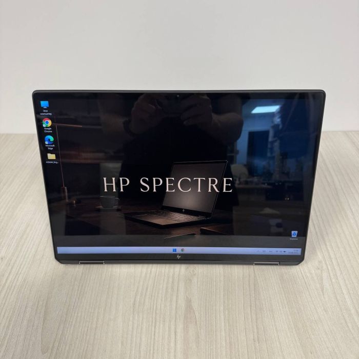 Ультрабук-трансформер HP Spectre x360 16-f2013dx / 16" (3072x1920) IPS Touch / Intel Core i7-13700H (14 (20) ядер по 2.4 - 5.0 GHz) / 16 GB DDR4 / 512 GB SSD NVMe / Intel Iris Xe Graphics / WebCam б/в - зображення 8