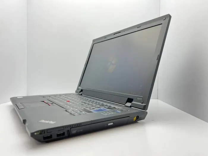 Ноутбук Lenovo ThinkPad SL510 / 15.6" (1366x768) TN / Intel Pentium T4500 (2 ядра по 2.3 GHz) / 4 GB DDR3 / 320 GB HDD / Intel HD Graphics / WebCam б/в - зображення 4