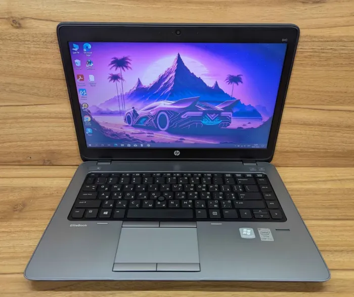 Ноутбук HP EliteBook 840 G1 / 14" (1366x768) TN / Intel Core i7-4600U (2 (4) ядра по 2.1 - 3.3 GHz) / 8 GB DDR3 / 240 GB SSD / Intel HD Graphics 4400 / Fingerprint / HDMI / Windows 10 б/в - зображення 2