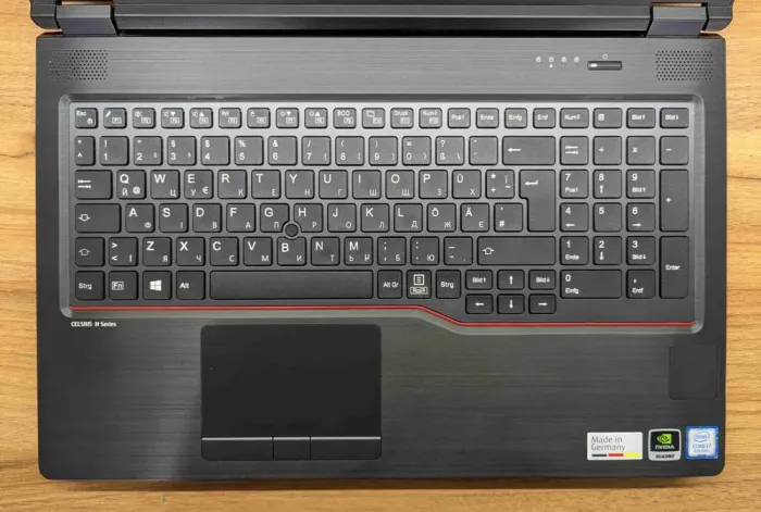 Мобільна робоча станція Б-клас Fujitsu Celsius H780 / 15.6" (1920x1080) IPS / Intel Core i7-8750H (6 (12) ядер по 2.2 - 4.1 GHz) / 32 GB DDR4 / 512 GB SSD / nVidia Quadro P600, 4 GB GDDR5, 128-bit / HDMI / 4G / WebCam / Windows 10 б/в - зображення 3