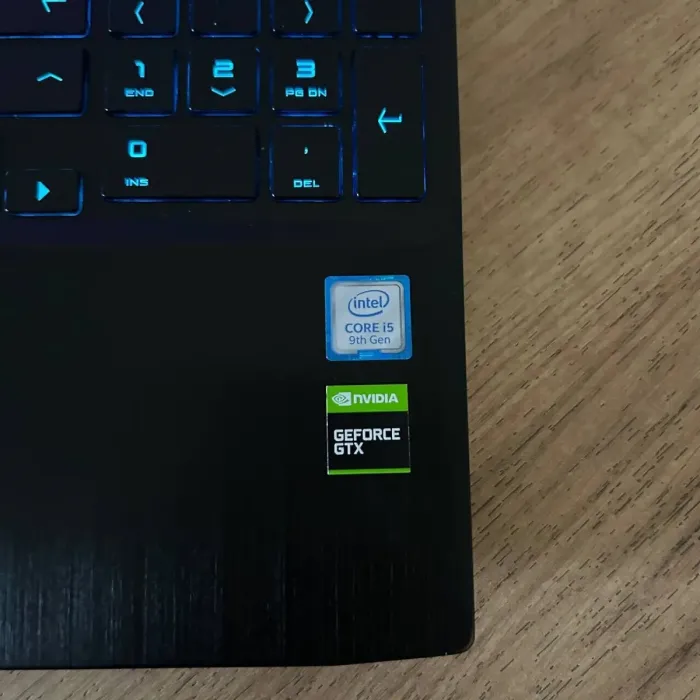 Ігровий ноутбук HP Omen 15-dc1079wm / 15.6" (1920x1080) IPS / Intel Core i7-9750H (6 (12) ядер по 2.6 - 4.5 GHz) / 16 GB DDR4 / 512 GB SSD / nVidia GeForce RTX 2070 Max-Q, 8 GB GDDR6, 256-bit / WebCam б/в - зображення 8