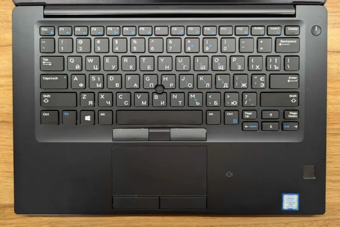 Ультрабук Dell Latitude 7490 / 14" (1920x1080) IPS Touch / Intel Core i7-8650U (4 (8) ядра по 1.9 - 4.2 GHz) / 16 GB DDR4 / 512 GB SSD / Intel UHD Graphics 620 / WebCam / TouchID / Windows 10 б/в - зображення 3