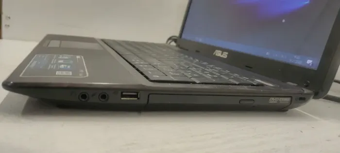 Ноутбук Б-клас Asus K53B / 15.6" TN / AMD E-450 (2 ядра по 1.65GHz) / 4GB DDR3 / 120GB SSD / AMD Radeon HD 6320 Graphics / WebCam б/в - зображення 5