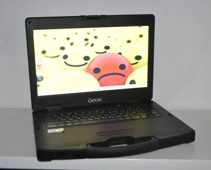 Напівзахищений ноутбук Б-клас Getac S410 G2 / 14" (1366x768) TN Touch / Intel Core i3-7100U (2 (4) ядра по 2.4 GHz) / 8 GB DDR4 / 128 GB SSD / Intel HD Graphics 620 / Windows 11 Pro / Два АКБ б/в - зображення 2