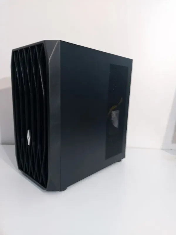 Ігровий ПК 1stPlayer Ariya AY7 Tower / Intel Core i5-8500 (6 ядер по 3.0 - 4.1 GHz) / 16 GB DDR4 / 300 GB SSD + 512 GB SSD M.2 / AMD Radeon RX 480, 8 GB GDDR5, 256-bit / 500W б/в - зображення 4
