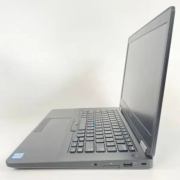 Ультрабук Dell Latitude E5470 / 14" (1366x768) TN / Intel Core i5-6440HQ (4 ядра по 2.6 - 3.5 GHz) / 8 GB DDR4 / 240 GB SSD / Intel HD Graphics 530 / VGA / HDMI б/в - зображення 5