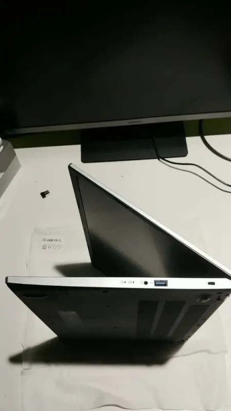 Ультрабук Acer Aspire 3 15 A315-44P-R7GS / 15.6" (1920x1080) TN / AMD Ryzen 7 5700U (8 (16) ядер по 1.8 - 4.3 GHz) / 16 GB DDR4 / 512 GB SSD / AMD Radeon Graphics / WebCam / Win 11 - зображення 4