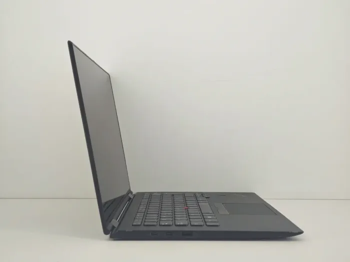 Ультрабук-трансформер Б-клас Lenovo ThinkPad X1 Yoga 3rd Gen / 14" (1920x1080) IPS / Intel Core i5-8350U (4 (8) ядра по 1.7 - 3.6 GHz) / 8 GB DDR4 / 256 GB SSD / Intel UHD Graphics 620 / WebCam б/у - зображення 6