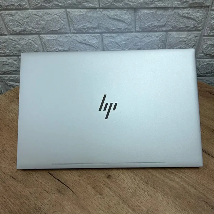 Ігровий ноутбук HP Envy 17m-ce1013dx / 17.3" (1920x1080) IPS Touch / Intel Core i7-10510U (4 (8) ядра по 1.8 - 4.9 GHz) / 16 GB DDR4 / 256 GB SSD NVMe / nVidia GeForce MX250, 2 GB GDDR5, 64-bit / WebCam б/в - зображення 3