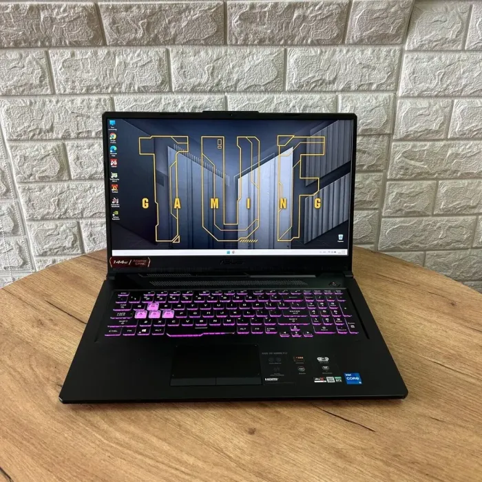 Ігровий ноутбук Asus TUF F17 FX706HE / 17.3" (1920x1080) IPS / Intel Core i5-11260H (6 (12) ядер по 2.6 - 4.4 GHz) / 16 GB DDR4 / 512 GB SSD / nVidia GeForce RTX 3050 Ti, 4 GB GDDR6, 128-bit / WebCam б/в - зображення 2