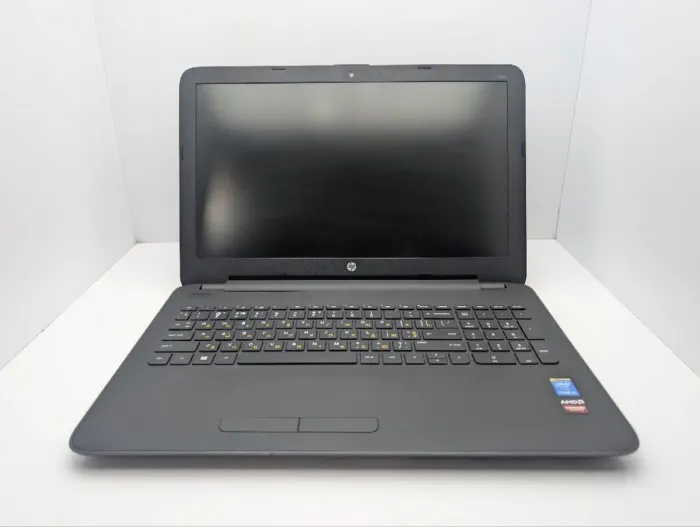 Ноутбук HP 250 G4 / 15.6" (1366x768) TN / Intel Core i3-5005U (2 (4) ядра по 2.0 GHz) / 8 GB DDR3 / 240 GB SSD / Intel HD Graphics 5500 / WebCam / DVD-ROM б/в - зображення 3