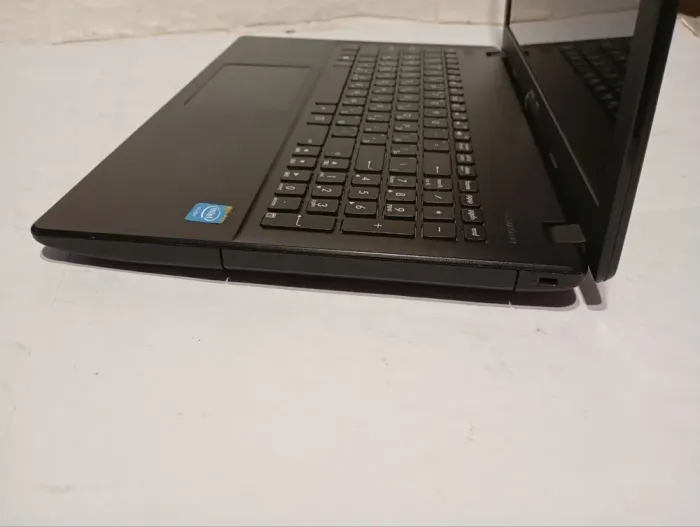 Ноутбук Б-клас Asus X551M / 15.6" (1366x768) TN / Intel Celeron N2830 (2 ядра по 2.16 - 2.41 GHz) / 4 GB DDR3 / 120 GB SSD / Intel HD Graphics / WebCam б/в - зображення 7