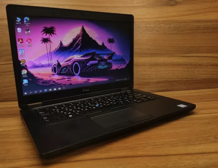 Ультрабук Dell Latitude 5480 / 14" (1366x768) TN / Intel Core i5-7200U (2 (4) ядра по 2.5 - 3.1 GHz) / 8 GB DDR4 / 256 GB SSD / Intel HD Graphics 620 / WebCam / Windows 10 б/в - зображення 4