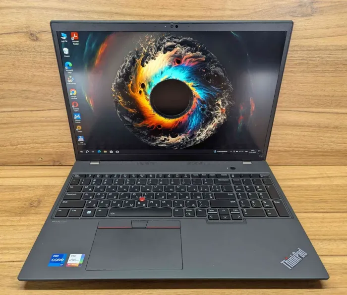 Ультрабук Lenovo ThinkPad T16 Gen1 / 16" (1920x1080) IPS / Intel Core i7-1260P (12 (16) ядер по 3.4 - 4.7 GHz) / 24 GB DDR4 / 512 GB SSD / Intel Iris Xe Graphics / WebCam / Windows 10 б/в - зображення 2