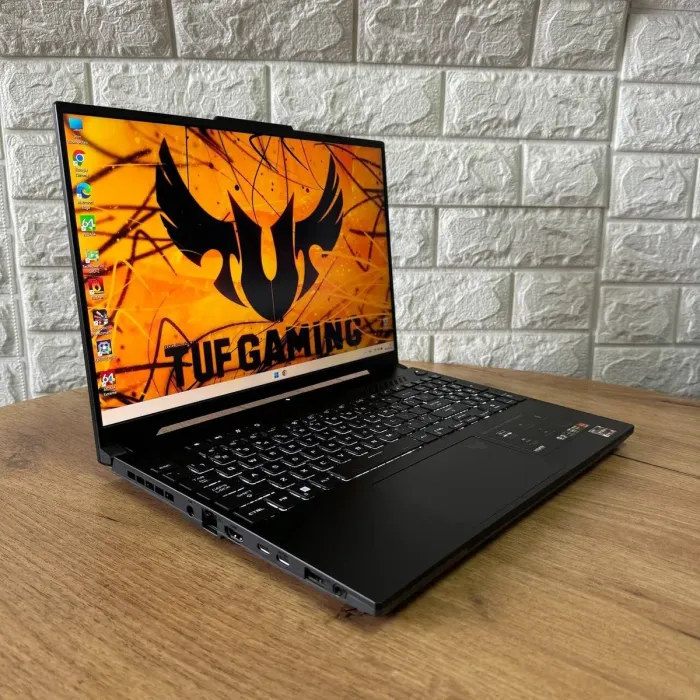 Ігровий ноутбук Asus TUF Gaming Advantage A16 FA617NS / 16" (1920x1200) IPS / AMD Ryzen 7 7735HS (8 (16) ядер по 3.2 - 4.75 GHz) / 16 GB DDR4 / 1000 GB SSD / AMD Radeon RX 7600S, 8 GB GDDR6, 128-bit / WebCam б/в - зображення 4