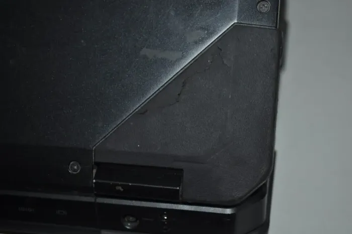 Захищений ноутбук Б-клас Dell Latitude 5414 Rugged / 14" (1366x768) TN / Intel Core i5-6300U (2 (4) ядра по 2.4 - 3.0 GHz) / 8 GB DDR4 / 240 GB SSD / Intel HD Graphics 520 / Windows 11 Pro б/в - зображення 12