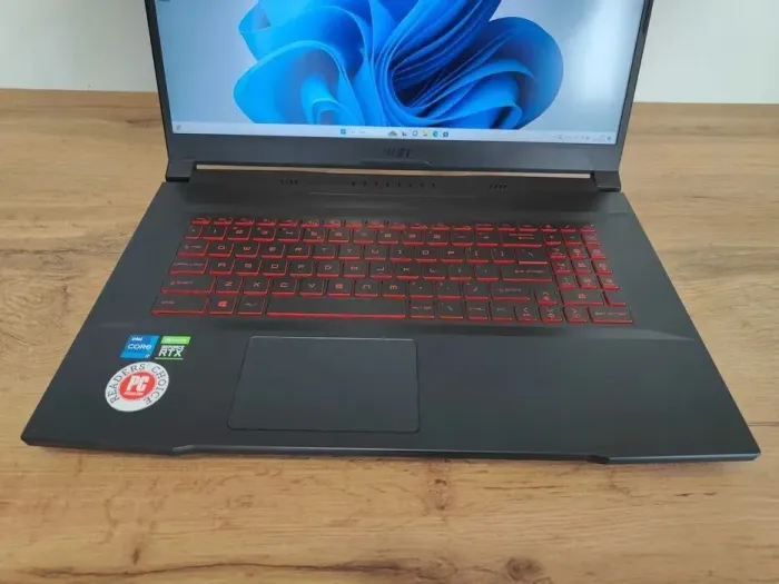 Ігровий ноутбук MSI Katana GF66 11UD / 15.6" IPS / Core i7-11800H (8 (16) ядер по 2.3-4.6 GHz) / 32GB DDR4 / 512GB SSD / GeForce RTX 3050 Ti, 4GB GDDR6, 128-bit / WebCam / Win 11 Home б/в - зображення 3