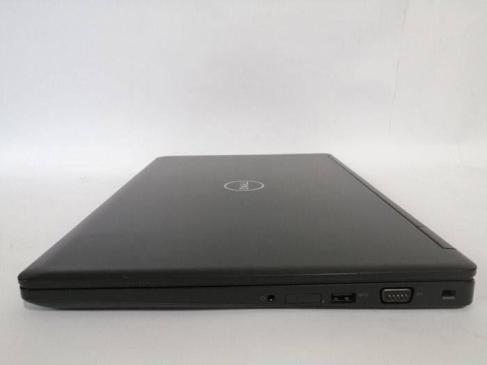 Робоча станція Dell Precision 3530 / 15.6" IPS / Core i5-8300H (4(8) ядра по 2.3-4 GHz) / 16GB DDR4 / 256GB SSD / Quadro P600, 4GB GDDR5, 128-bit / WebCam / HDMI б/в - зображення 6