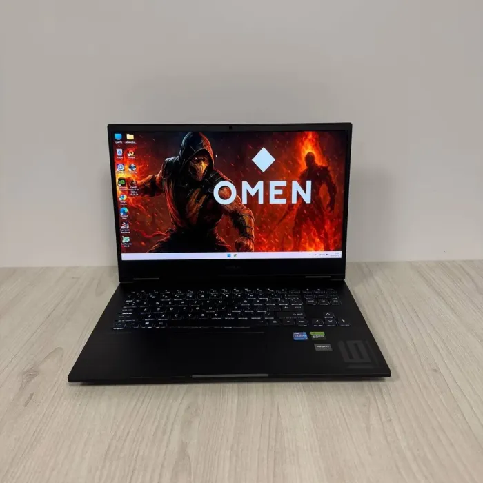 Ігровий ноутбук Б-класу HP Omen 16t-wf000 / 16.1" (1920x1080) IPS / Intel Core i7-13700HX (16 (24) ядер по 2.1 - 5.0 GHz) / 16 GB DDR5 / 512 GB SSD NVMe / nVidia GeForce RTX 4060, 8 GB GDDR6, 128-bit / WebCam б/в - зображення 2