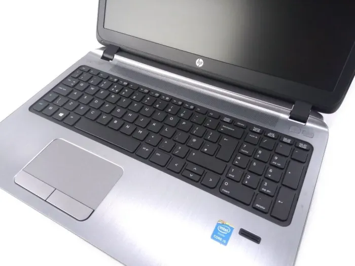 Ноутбук HP ProBook 450 G2 / 15.6" (1366x768) TN / Intel Core i3-5010U (2 (4) ядра по 2.1 GHz) / 8 GB DDR3 / 240 GB SSD / Intel HD Graphics 4400 / WebCam / DVD-ROM б/в - зображення 3