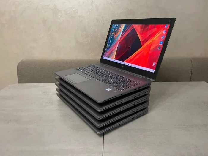 Мобільна робоча станція HP ZBook 15 G5 / 15.6" (3840x2160) IPS / Intel Core i7-8750H (6 (12) ядер по 2.2 - 4.1 GHz) / 32 GB DDR4 / 512 GB SSD M.2 / nVidia Quadro P2000, 4 GB GDDR5, 128-bit / WebCam б/в - зображення 6