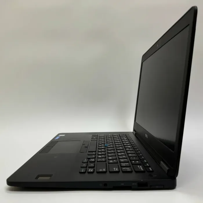 Ультрабук Б-клас Dell Latitude E7470 / 14" (1920x1080) IPS / Intel Core i7-6600U (2 (4) ядра по 2.6 - 3.4 GHz) / 16 GB DDR4 / 256 GB SSD / Intel HD Graphics 520 / WebCam / Win 11 Pro б/в - зображення 5