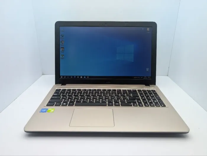 Ноутбук Asus R540N / 15.6" (1366x768) TN / Intel Celeron N3350 (2 ядра по 1.1 - 2.4 GHz) / 4 GB DDR3 / 120 GB SSD / nVidia GeForce 920MX, 2 GB GDDR3, 64-bit / WebCam б/в - зображення 2