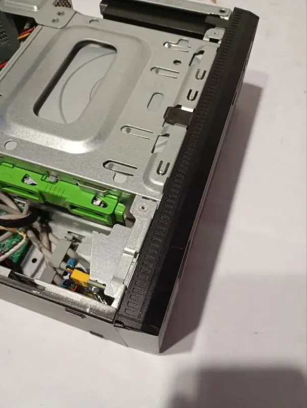 ПК Б-клас Acer Veriton X2611G SFF / Intel Core i5-4570S (4 ядра по 2.9 - 3.6 GHz) / 8 GB DDR3 / 120 GB SSD / Intel HD Graphics 4600 / DVD-RW б/в - зображення 6