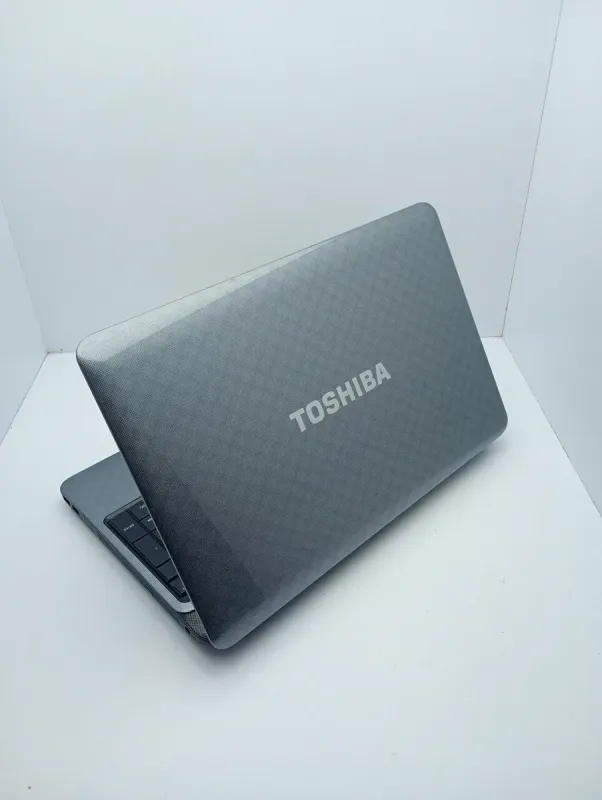 Ноутбук Toshiba Satellite / 15.6" (1366x768) TN / Intel Core i5-2410M (2 (4) ядра по 2.3 - 2.9 GHz) / 8 GB DDR3 / 500 GB HDD / nVidia GeForce GT 525M, 2 GB DDR3, 64-bit / WebCam б/в - зображення 6