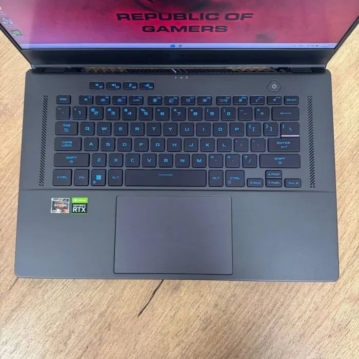 Ігровий ноутбук Asus ROG Zephyrus G15 GA503RS / 15.6" (2560x1440) IPS / AMD Ryzen 9 6900HS (8 (16) ядер по 3.3 - 4.9 GHz) / 16 GB DDR5 / 1512 GB SSD / nVidia GeForce RTX 3080, 8 GB GDDR6, 256-bit / WebCam б/в - зображення 7