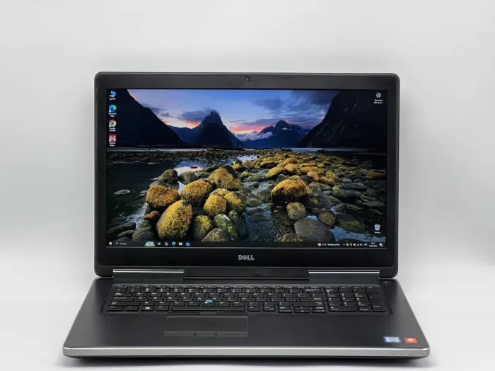 Мобільна робоча станція Dell Precision 7710 / 17.3" (1920x1080) IPS / Intel Xeon E3-1535M v5 (4 (8) ядра по 2.9 - 3.8 GHz) / 32 GB DDR4 / 960 GB SSD / nVidia Quadro M5000M, 8 GB GDDR5, 256-bit / WebCam б/в - зображення 2